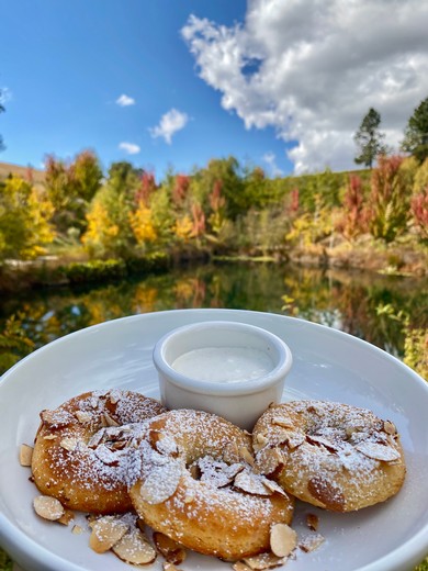 Baked Pumpkin Spice Mochi Donuts